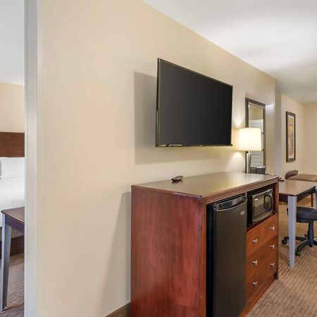 Best Western PLUS Cotton Tree Inn North Salt Lake Exterior foto