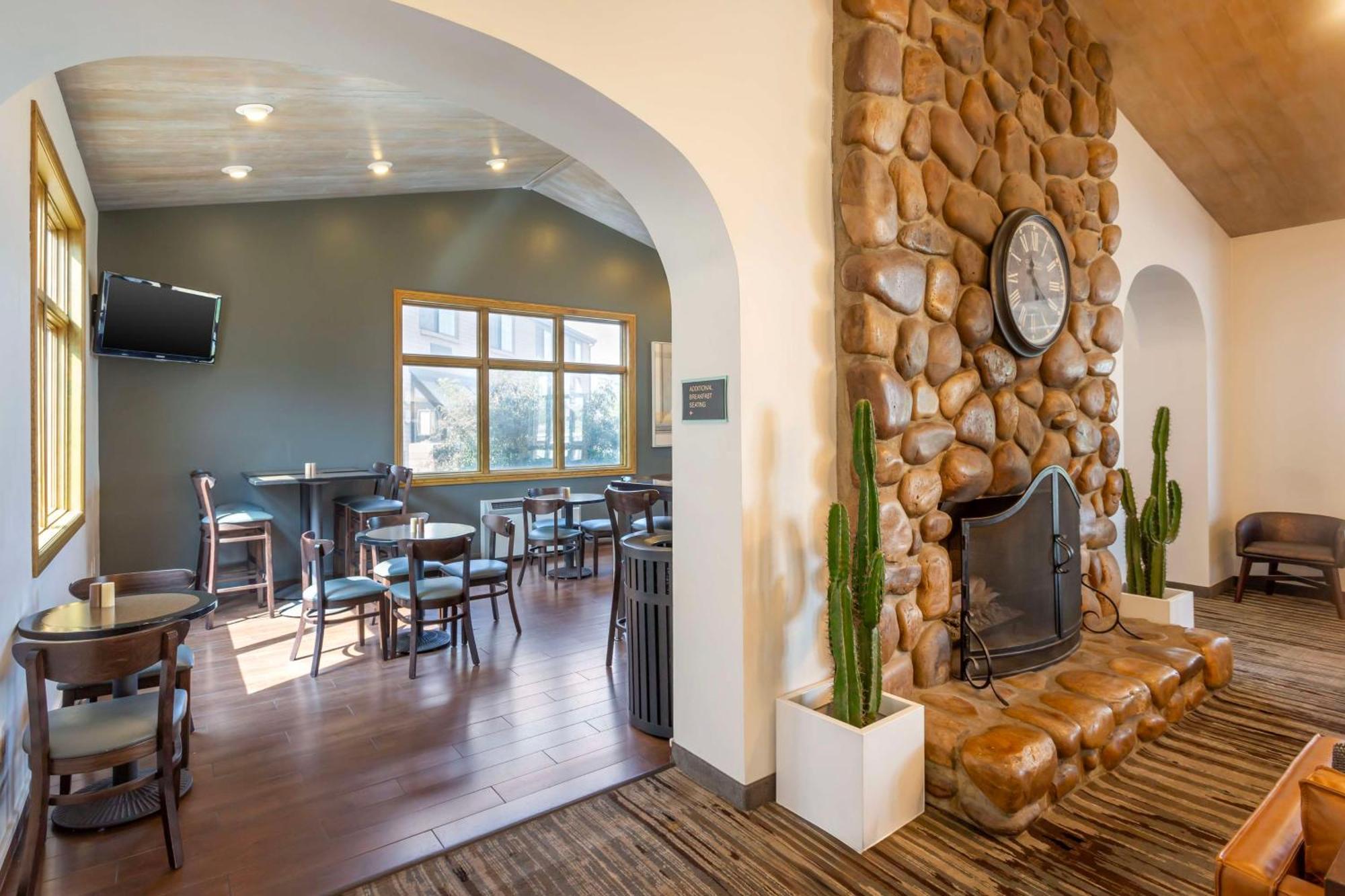 Best Western PLUS Cotton Tree Inn North Salt Lake Exterior foto